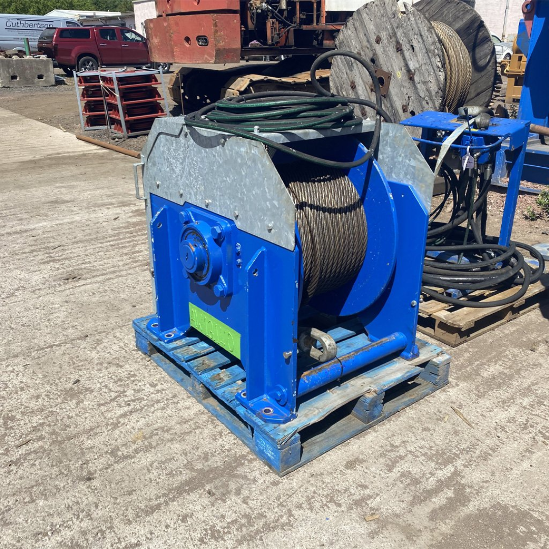 Hydraulic Winch for Controlled Heavy-Duty Lifting Tasks