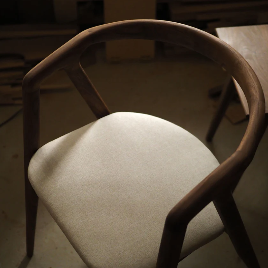 Black Walnut Waiting Area Chair for Office and Lobby Use