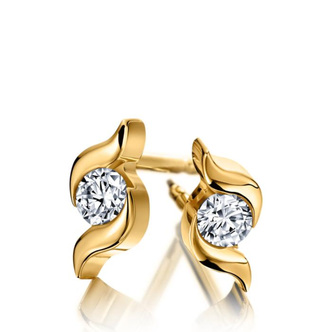 Yellow Gold Earrings for Women Elegant Fine Jewelry Perfect for Wedding Party and Daily Wear