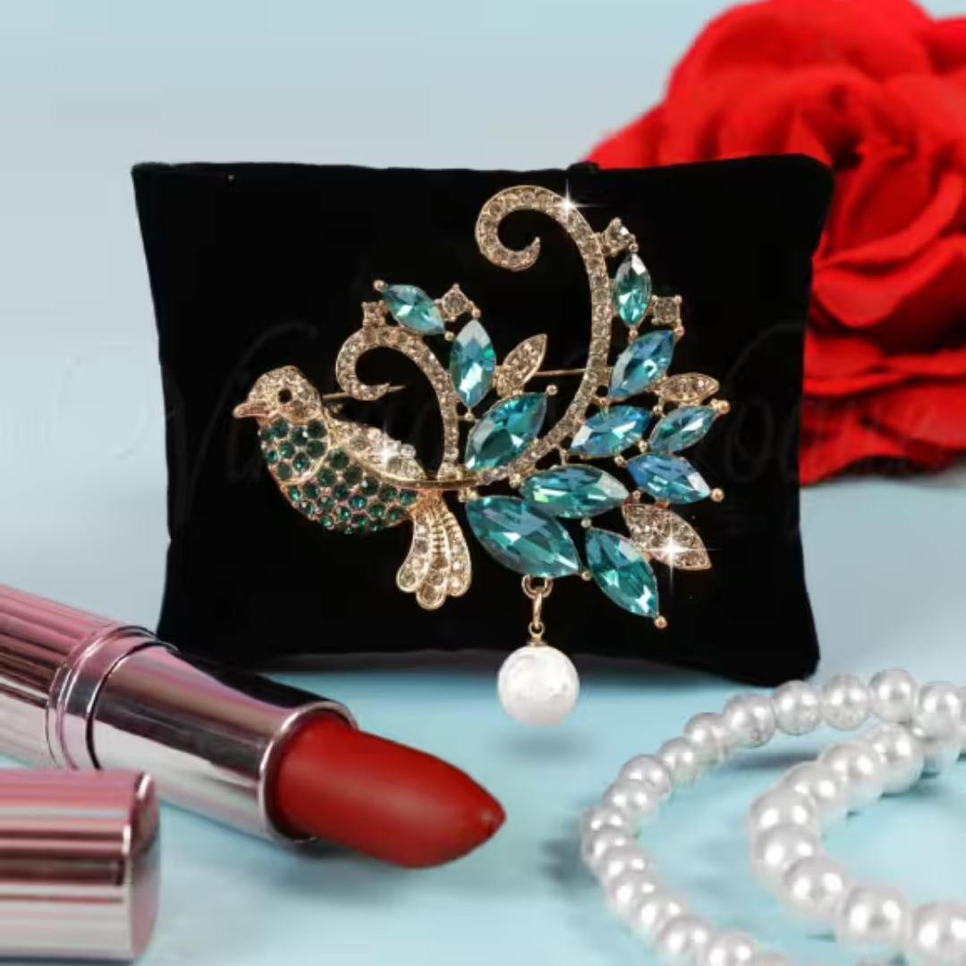 Vintage Blue Bird Brooch Elegant Bird Design Jewelry Stylish Retro Pin for Women Collection