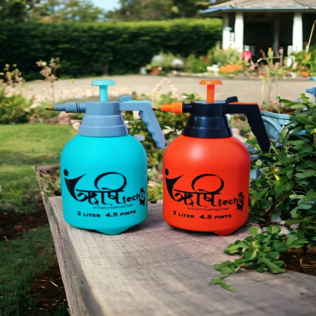 Plastic 2  Liter Garden Water Sprayer