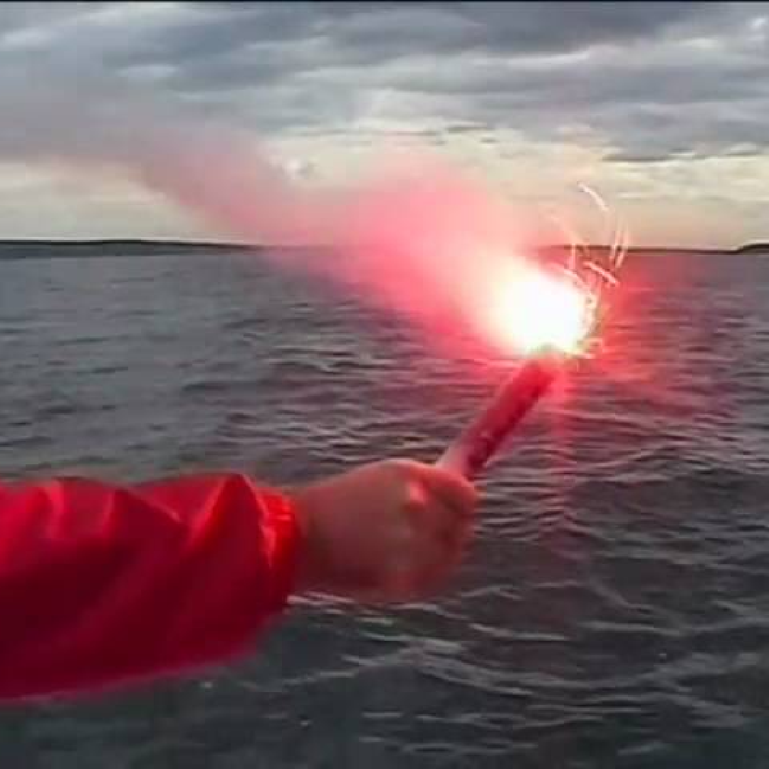 HDPE Marine Safety Flares - High-Visibility Emergency Signal 