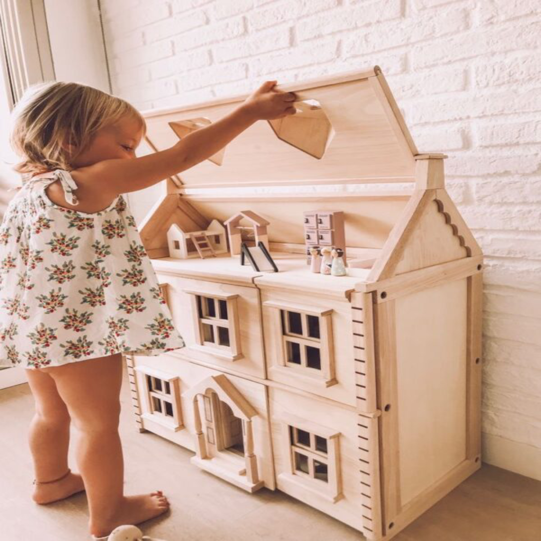 Victorian Dollhouses Elegant Miniatures UAE Supplier