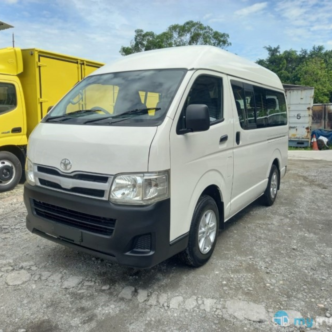 2012 Toyota Hiace 2.5D 2,800kg Van for Sale Malaysia