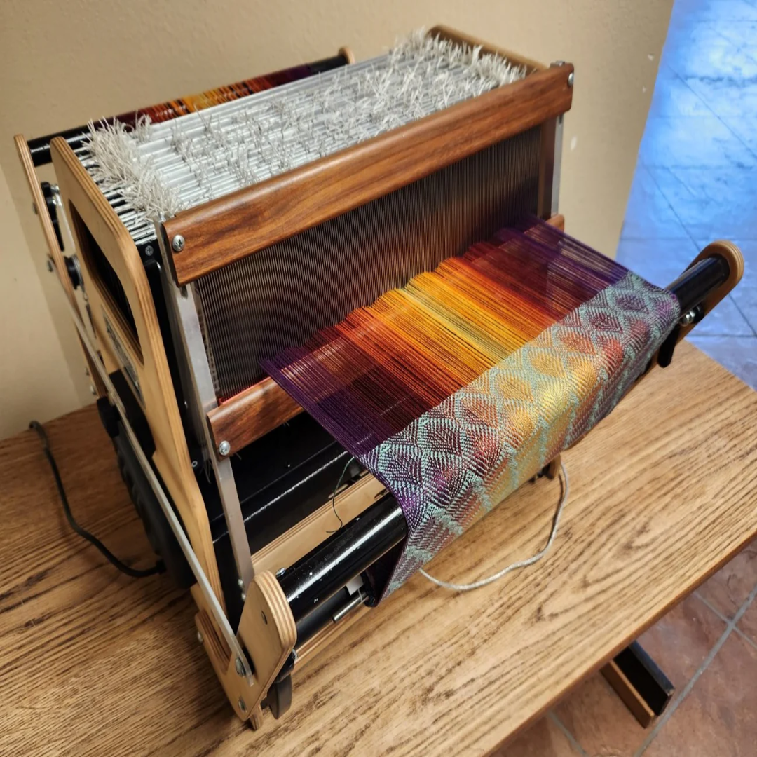Small Tabletop Weaving Loom Machine Perfect For Crafts
