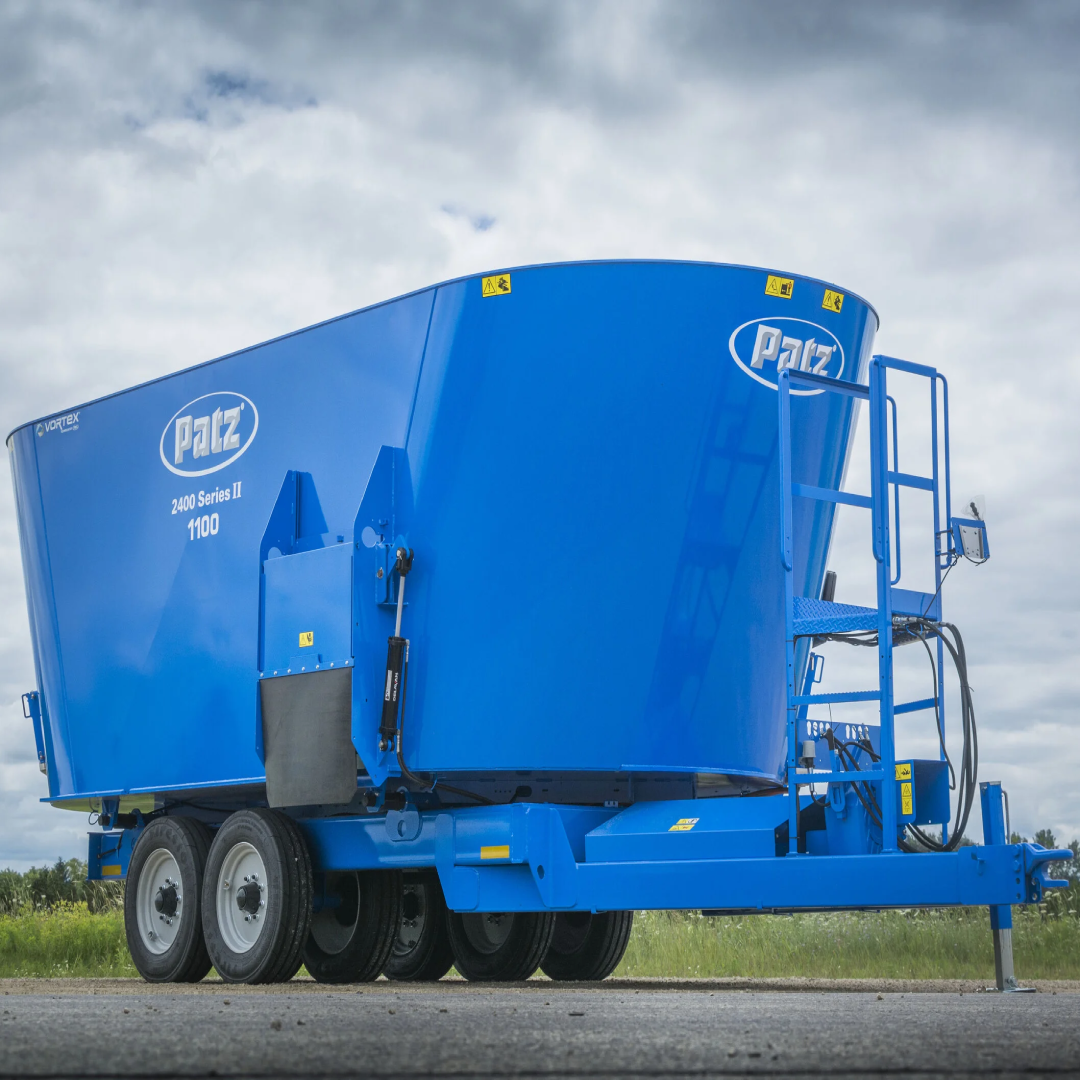 TMR PATZ 20M3 Feed Mixer Efficient For Livestock