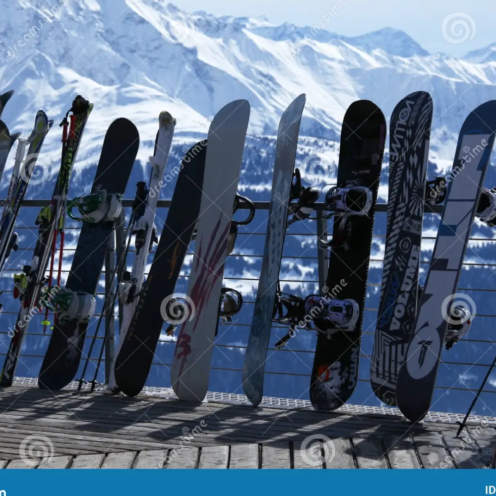 Skis & Snowboards